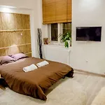 13 بودابست